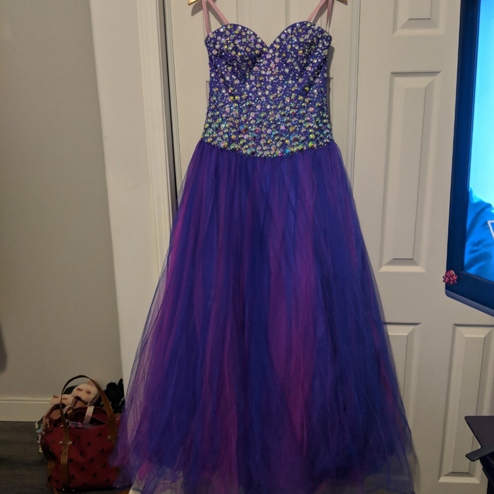 Blush prom dress 2013 collection - Picture 1 of 3